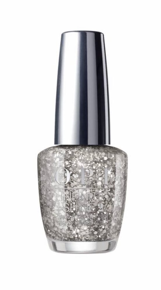 OPI DREAMS ON A SILVER PLATTER