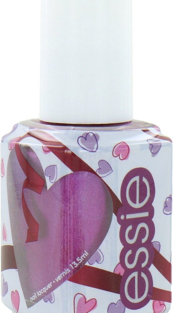 Essie Valentijnscollectie 2020 Nagellak – 675 unwrap me – Paars - Metallic Finish